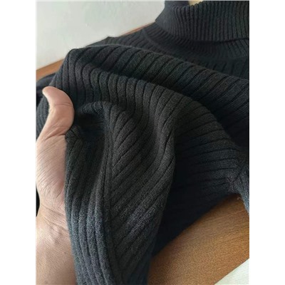 Женская укороченная водолазка с фигурным низом, экспорт  Bershk*a  Цена на бирке 29,99€