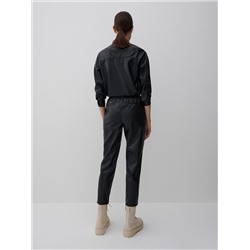 Jogpants aus Kunstleder