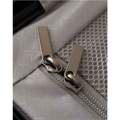 Чемодан на колёсах с алюминиевым каркасом БОС*С