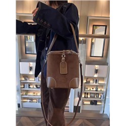 Стильная и вместительная женская сумка