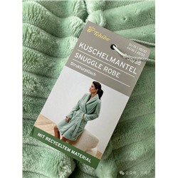 Мягкий банный халат. Экспорт