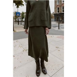 SOFT-TOUCH KNIT MIDI SKIRT