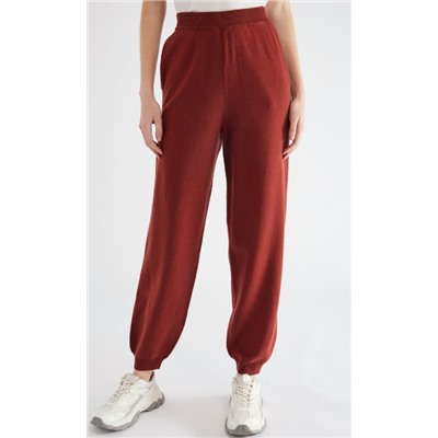 Pantalón con cintura alta