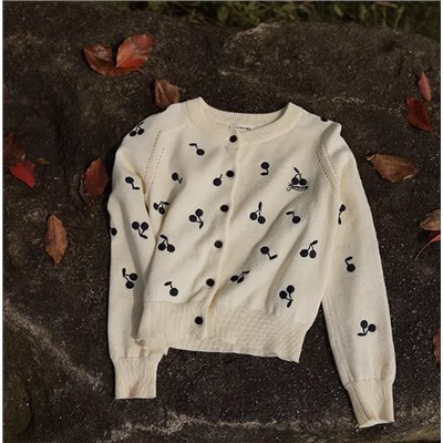Милейший вязаный кардиган для девочек
