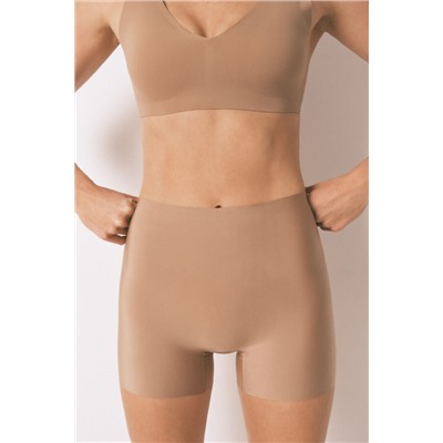 Pantalón corto interior clean cut beige