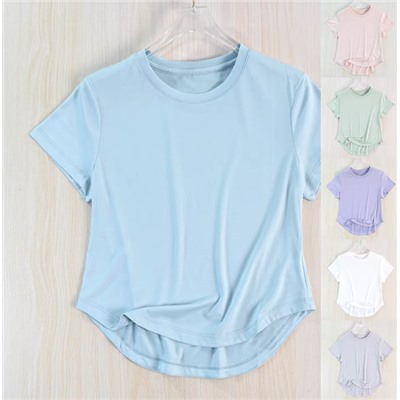 Женская легкая футболка