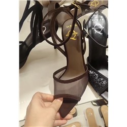 Босоножки коричневые