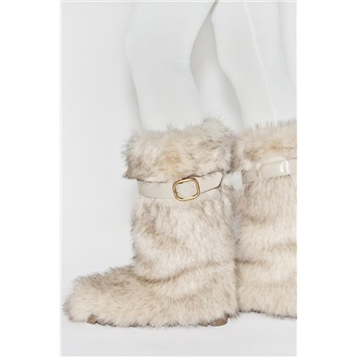 FAUX FUR BOOTS WITH STRAP SKI COLLECTION, CHARACTERISTICS