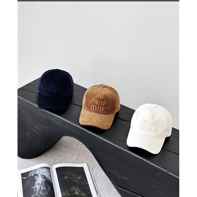 Вельветовая бейсболка унисекс  MiuMi*u