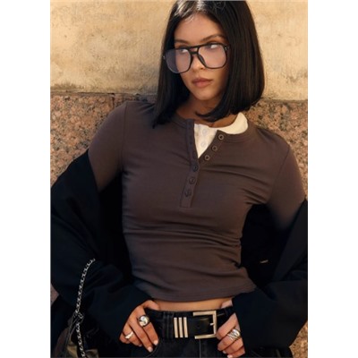 Лонгслив на пуговицах База.