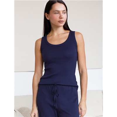 Топ с круглым вырезом из фактурного трикотажа в рубчик