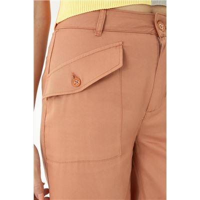 Kadın Pudra Dokuma Şort