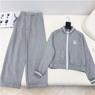 Костюм люкс