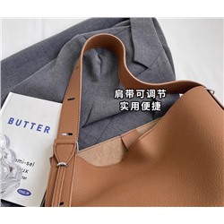 Эти сумки вообще моя любовь, кучу привезла их  И я и клиенты довольны