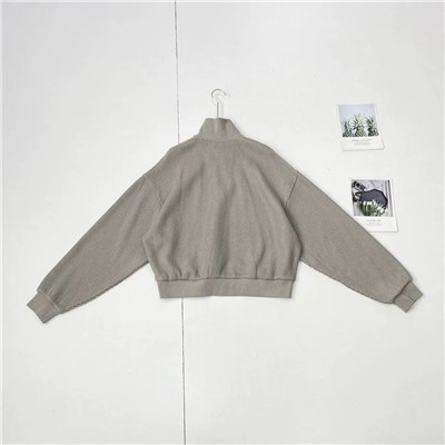 Женский свободный джемпер ЛАЙ*М крупной вязки и с короткой молнией