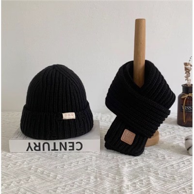 Шапка и шарф для мальчиков и девочек. Размер 2-12 лет