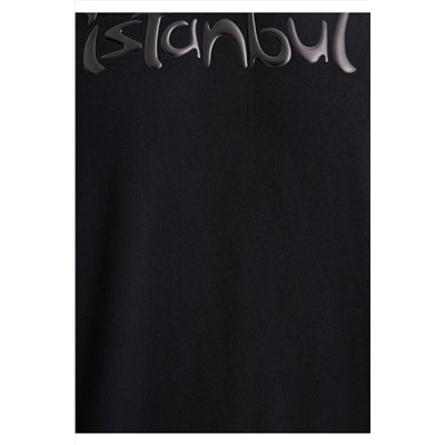 Mavi İstanbul Baskılı Siyah Tişört Loose Fit / Bol Rahat Kesim 0613002-71379