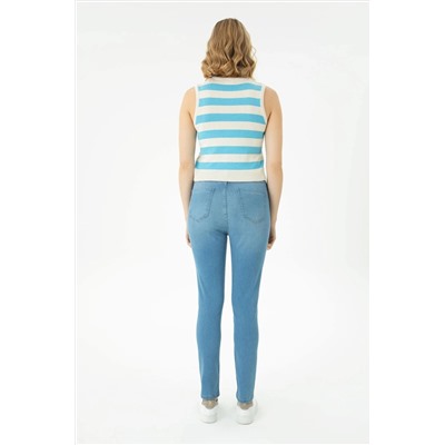 Kadın Açık Mavi Jean Pantolon