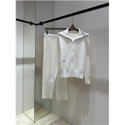 Распродажа костюм