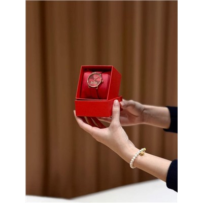 В новогоднем стиле часы модель унисекс   COAC*H