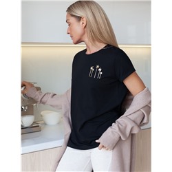 Футболка из премиального хлопка с авторским принтом