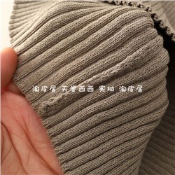 Платье экспорт в трендовой длине миди