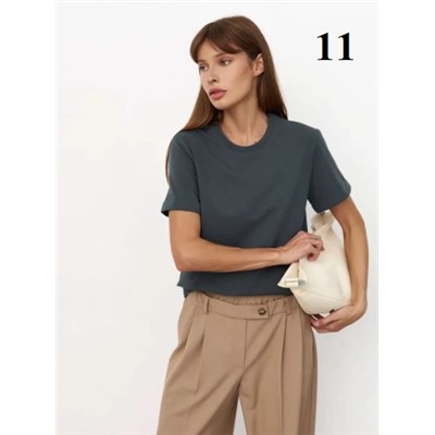 Базовая футболка из чистого хлопка с круглым вырезом