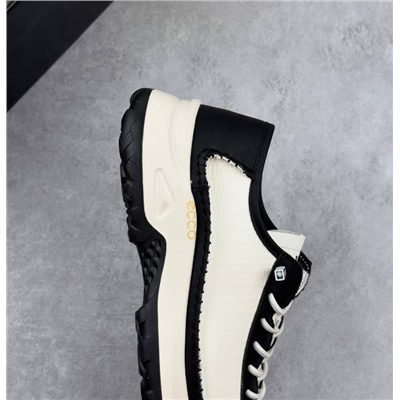 Кроссовки Ecco