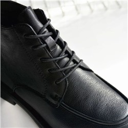 Женские кожаные ботинки на шнуровке