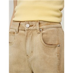 Бежевые джинсы с рельефными швами