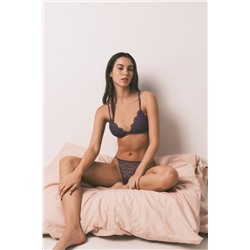 Sujetador triangular encaje morado