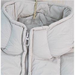Женский толстый и пушистый жилет из белого утиного пуха с капюшоном
