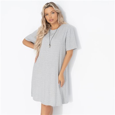 Платье из фактурного трикотажа, Иду красиво