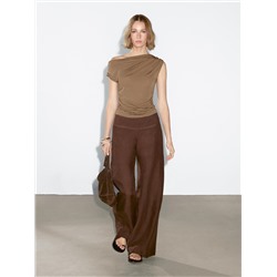 Top asimétrico detalle drapeado