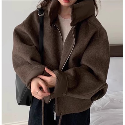 Курточка, размер единый. Как говорится от мала до велика 😂