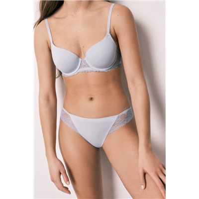 Braga clásica microfibra y encaje azul