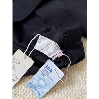 Женская толстовка с воротником поло и вышитым принтом