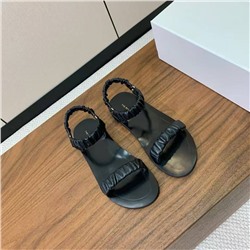 Женские босоножки на плоской подошве   ЗЕ РО*У