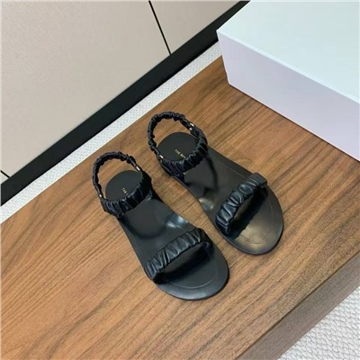 Женские босоножки на плоской подошве   ЗЕ РО*У