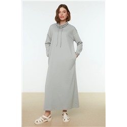 TRENDYOL MODEST Gri Degaje Yaka Bağcık Detaylı Maxi Örme Elbise TCTSS22EB0132