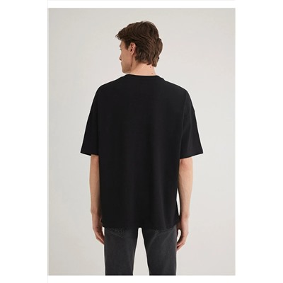 Mavi Baskılı Siyah Tişört Oversize / Geniş Kesim 0611827-900