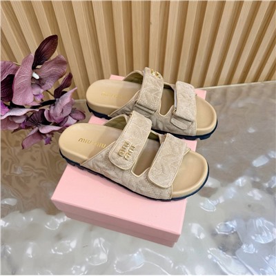 Женские замшевые шлепки  МИ* МИ*У