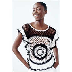 RUFFLED CROCHET TOP