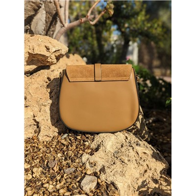 PELLE · 2704 cuero