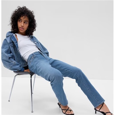 Mid Rise Classic Straight Jeans