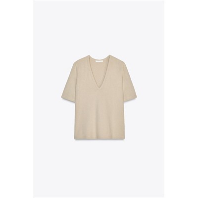 V-NECK T-SHIRT