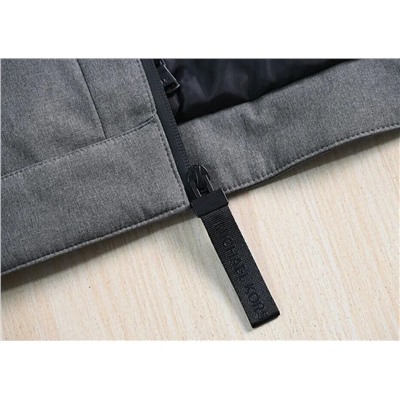 Мужская куртка утолщенная стеганая, ветрозащитная и водоотталкивающая  М КОР*С