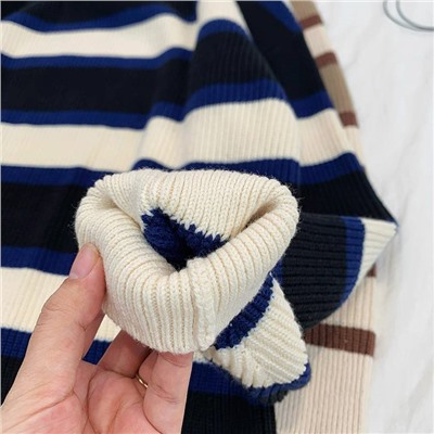 Мужской свитер в полоску  GA*P