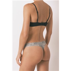 Pack de 3 tangas, diseñadas para quienes prefieren una cobertura mínima y máxima comodidad. Sin gomas para evitar marcas en la piel. Incluye 2 unidades lisas y 1 con estampado. <br>- Pack funcional y cómodo para uso cotidiano. <br>- Silueta tanga ideal para quienes buscan discreción. <br>- Solo se admiten cambios o devoluciones con precinto o en productos defectuosos o con taras.
