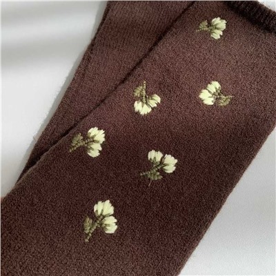 Женский вязаный комплект шапка, перчатки и шарф с вышивкой Zar*a